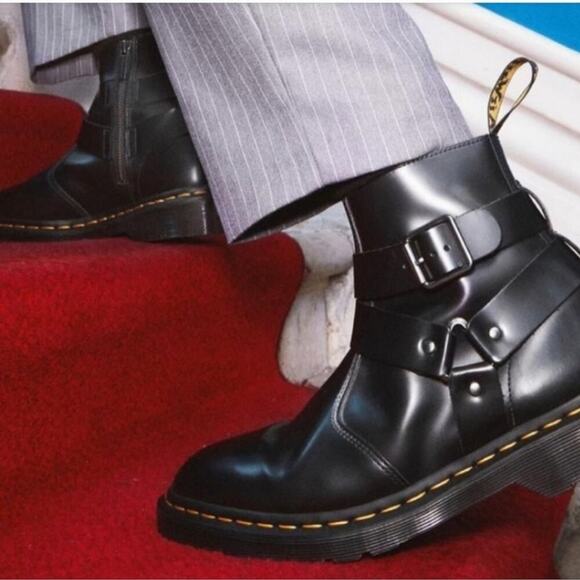 DR. MARTENS JAIMES LEATHER HARNESS CHELSEA Boots - Picture 1 of 6